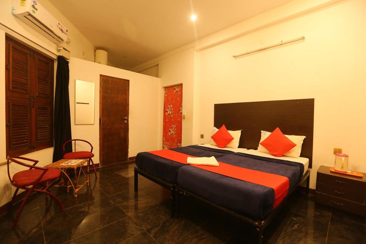 Le Apex Hotel Auroville Luaran gambar